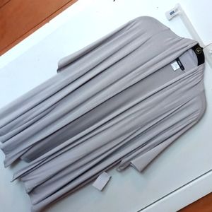 Womens cardigan. *0636*